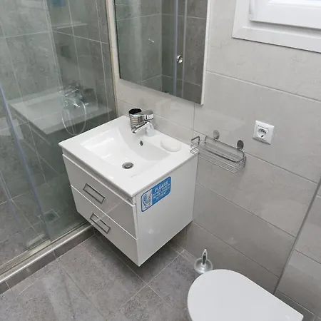Saint Dimitris Center Sea View Apartment *